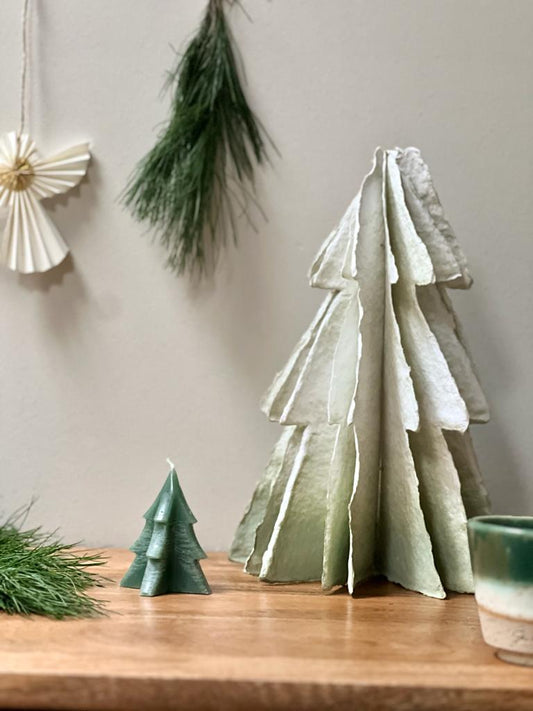 Handgemaakte KERSTBOOM GROEN van up-cycled papier